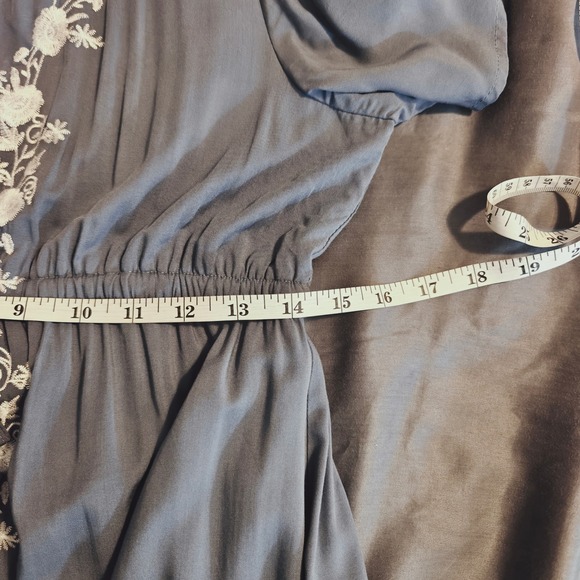 Saving Paige Blue Floral Embroidered V-Neck Empire Waist Maxi Dress Medium - Picture 7 of 12